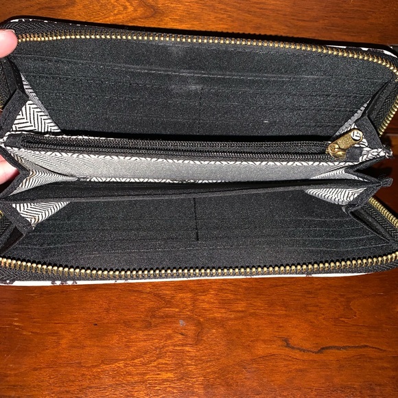 Wallets! - Picture 2 of 6